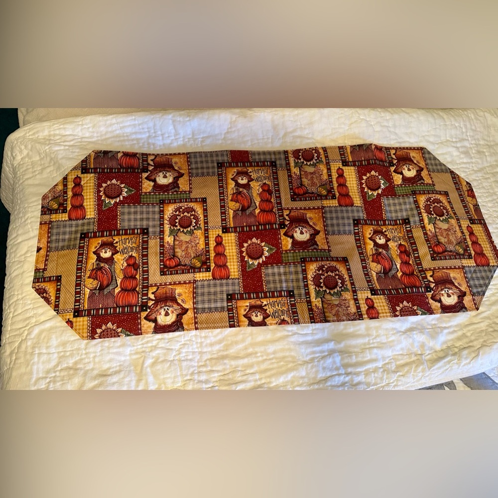 Fall Table Runner with Center Mat - Picture 1 of 9